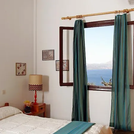 Traditional Kapare * Kokkino Chorio